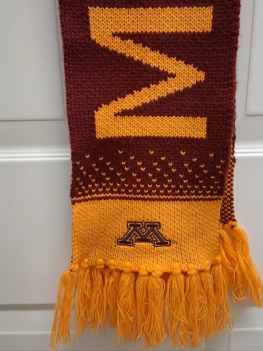 Minnesota Golden Gophers Knit Fan Scarf Fringe Maroon Gold NCAA Logo 47 Brand